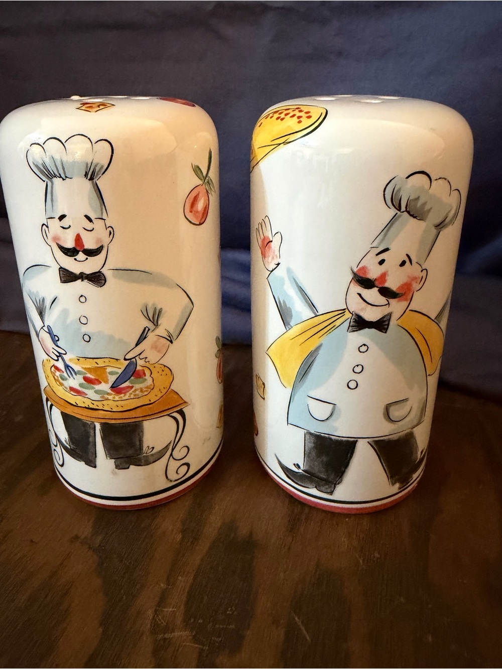 Vintage Italian chef pizza ceramic salt and pepper shakers 6 inches